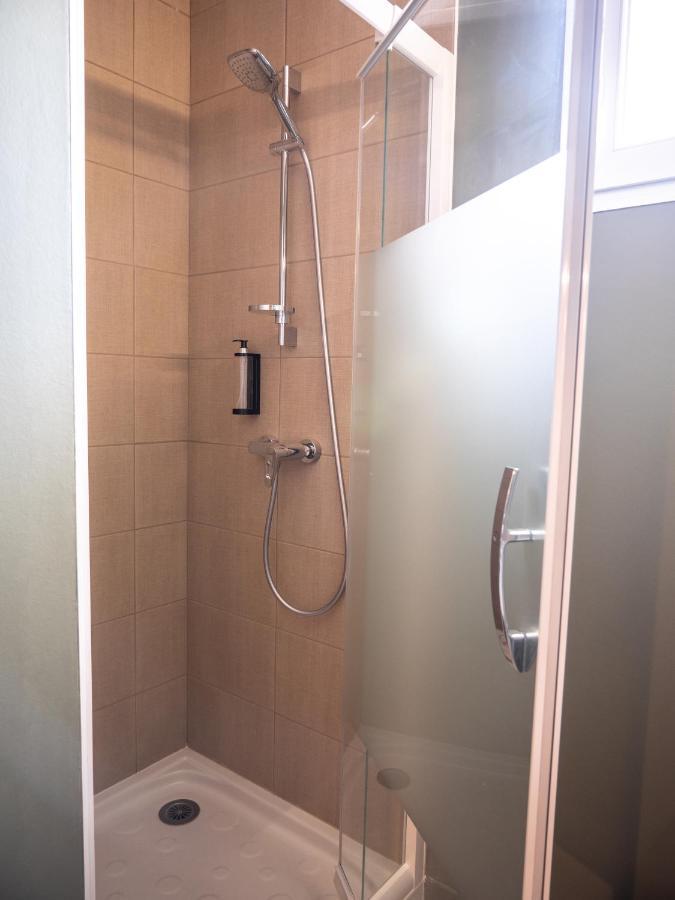 Logis Hotels Le Saint Pierre Moncoutant Esterno foto